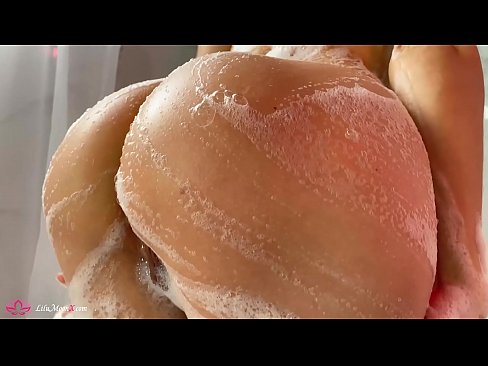 ❤️ Brunette شاور میں شدید orgasm کے لئے وائبریٹر کے ساتھ بلی میں مشت زنی کرتی ہے۔ ❤️ مقعد فحش  ❌❤